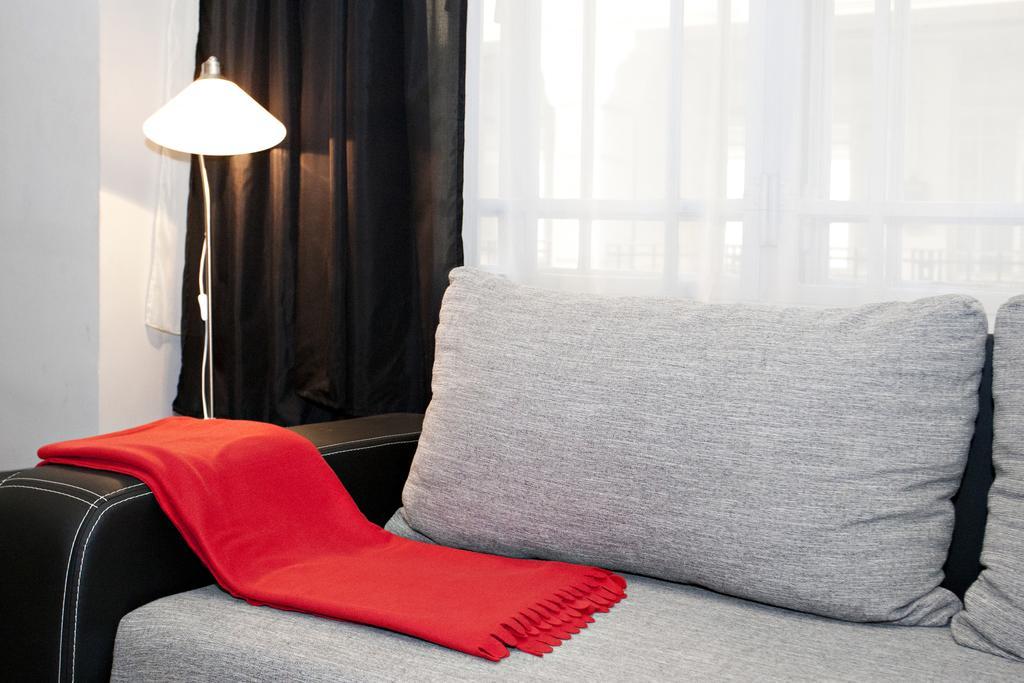 Diana Apartment On Vaci Utca Budapest Chambre photo