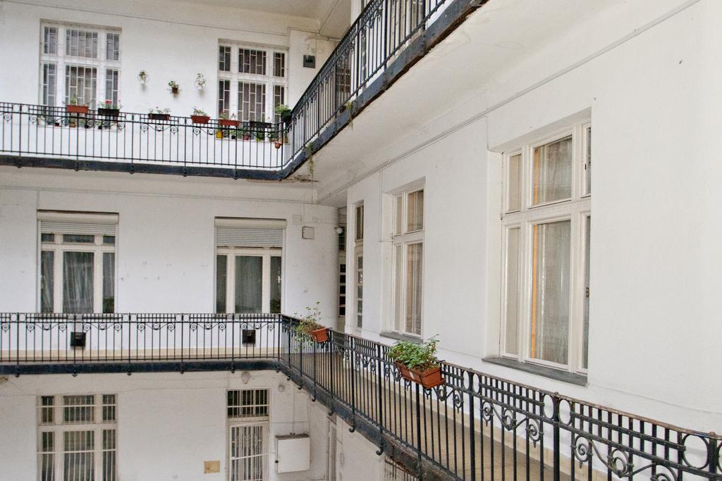 Diana Apartment On Vaci Utca Budapest Extérieur photo